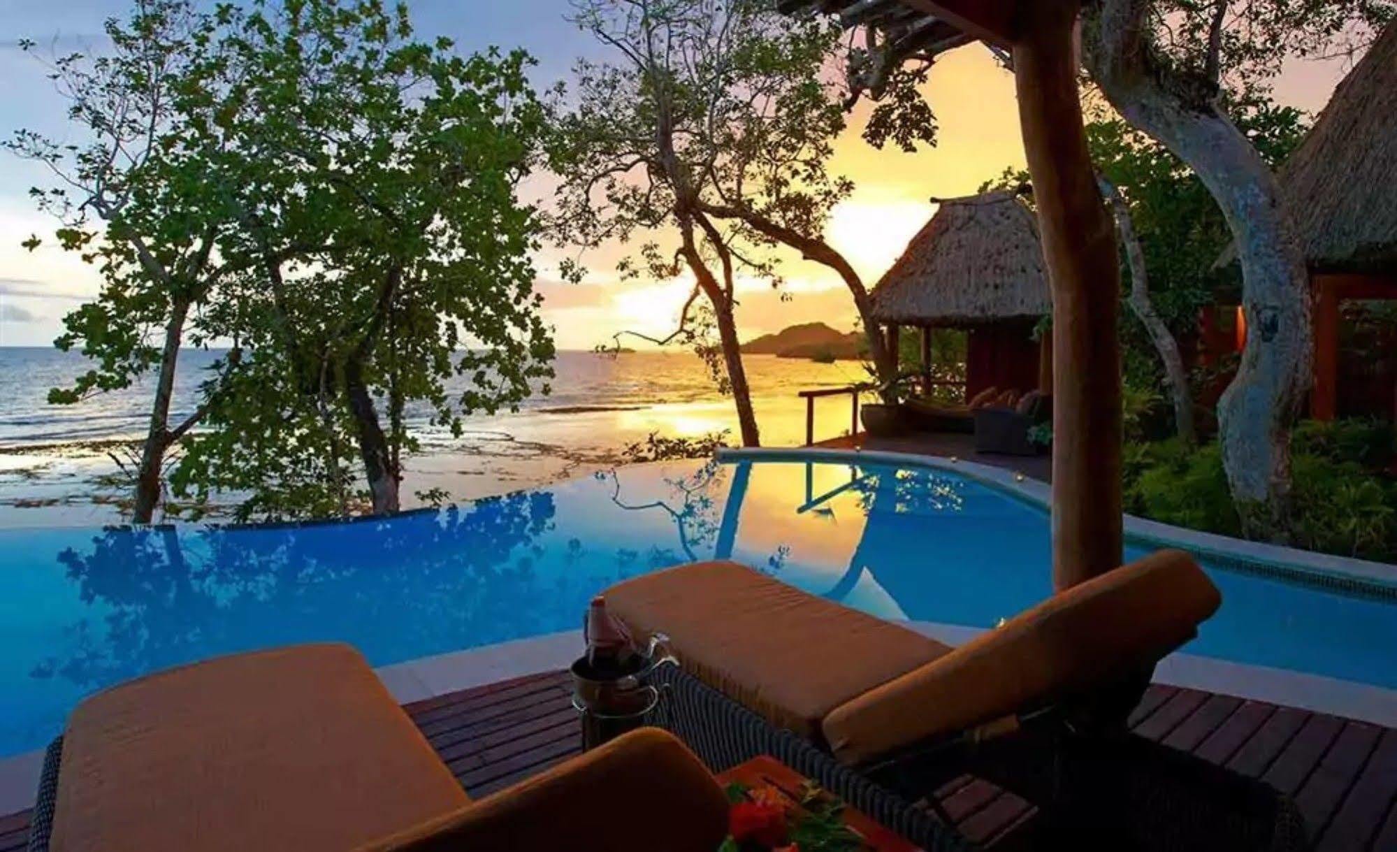Namale Resort And Spa Савусаву Екстер'єр фото